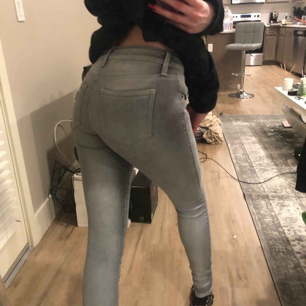 Light grey wash GUESS jeans